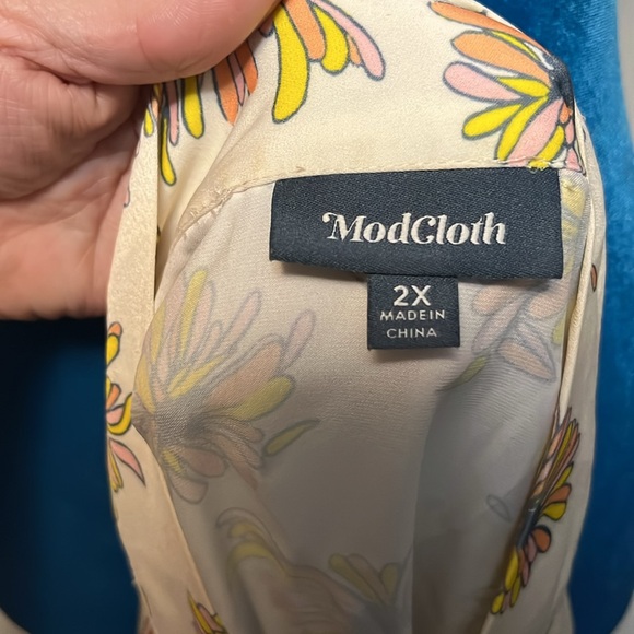 Floral blouse - Picture 6 of 6